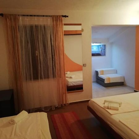Apartamento Pacho Baška Voda Exterior foto