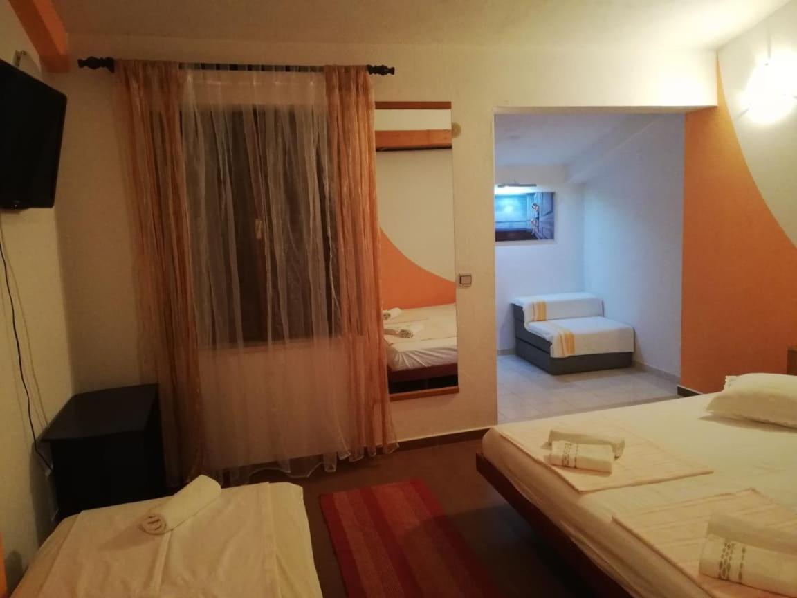 Apartamento Pacho Baška Voda Exterior foto